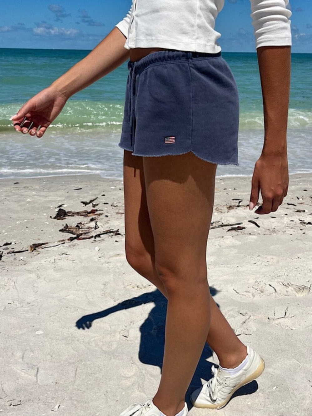 Brandy Melville Marcie Sweatshorts in Faded Blue - Picture 5 of 10
